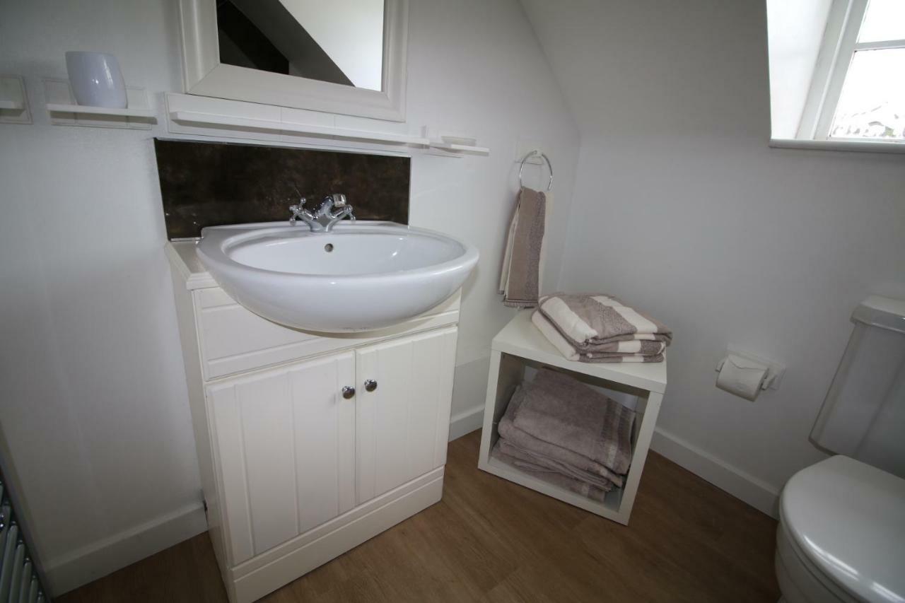 Prince Hill Cottages Worton  Esterno foto